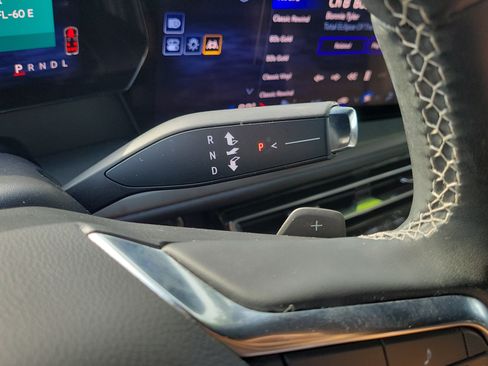 Used 2024 Chevrolet Traverse LT w/ LPO, Floor Liner Package FWD image 27
