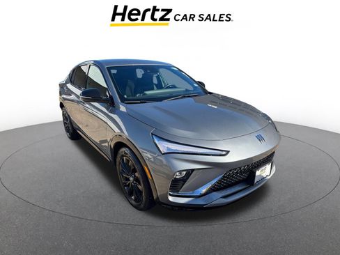 Used 2025 Buick Envista Sport Touring image 1