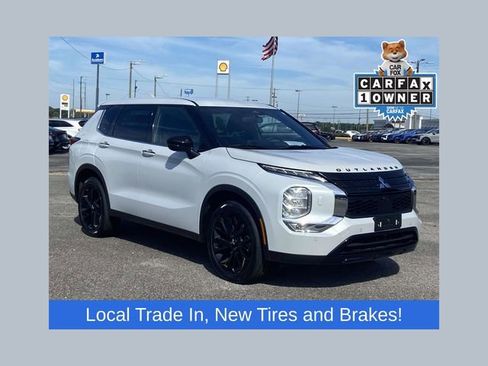 Used 2023 Mitsubishi Outlander SE Black Edition AWD/4WD image 1