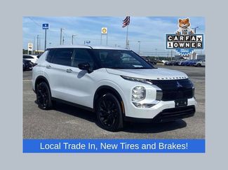 Used 2023 Mitsubishi Outlander SE Black Edition AWD/4WD video 1