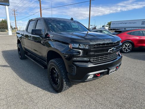 Used 2021 Chevrolet Silverado 1500 LT Trail Boss w/ Convenience Package II AWD/4WD image 7
