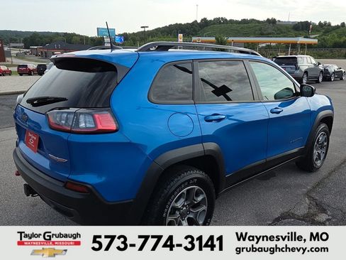 Used 2022 Jeep Cherokee Trailhawk w/ Trailer Tow Group AWD/4WD image 8