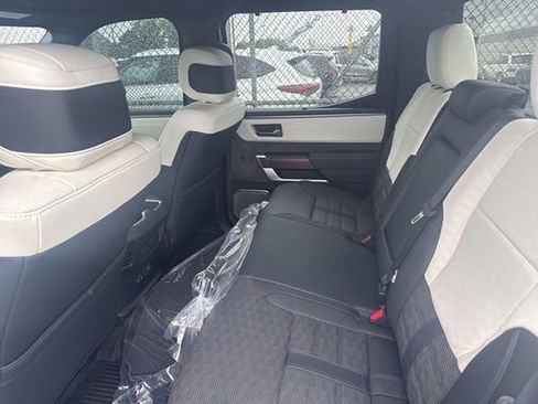 Used 2025 Toyota Tundra Capstone AWD/4WD image 16