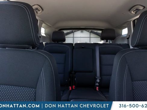 Used 2024 GMC Terrain SLE FWD image 17