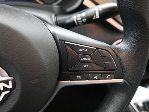 Used 2023 Nissan Altima 2.5 SV image 17