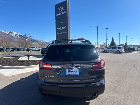 Used 2022 Subaru Ascent Touring image 6