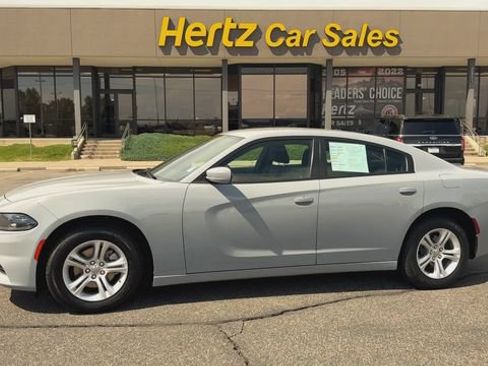 Used 2022 Dodge Charger SXT RWD image 5