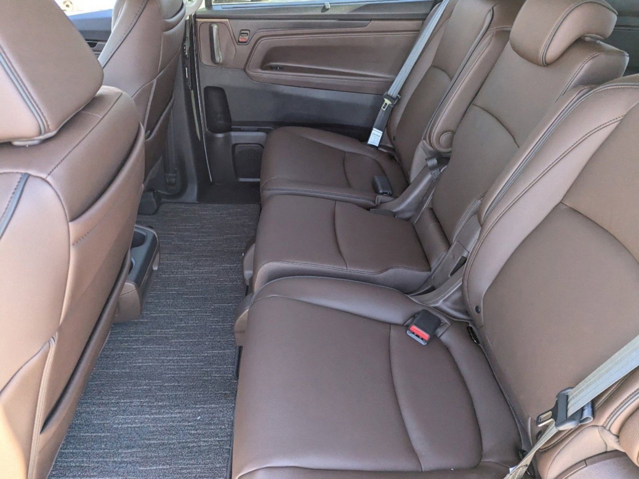 New 2027 Honda Odyssey Touring image 10