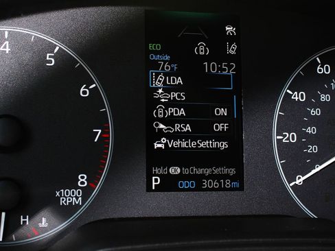 Used 2024 Toyota Corolla SE image 25