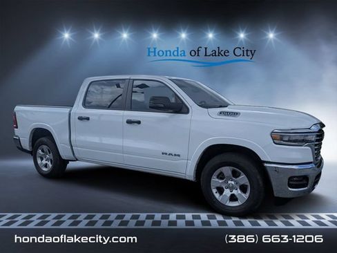Used 2025 RAM 1500 Big Horn AWD/4WD image 1