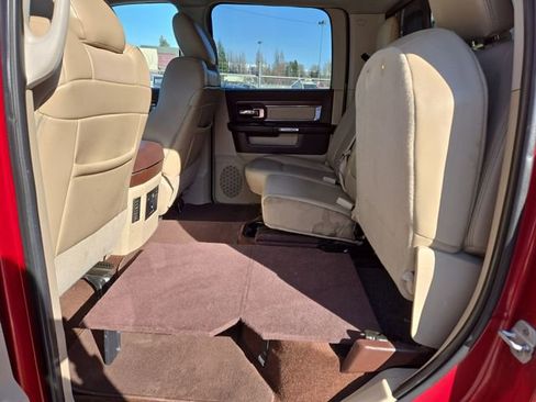 Used 2014 RAM 1500 Laramie w/ Convenience Group image 34