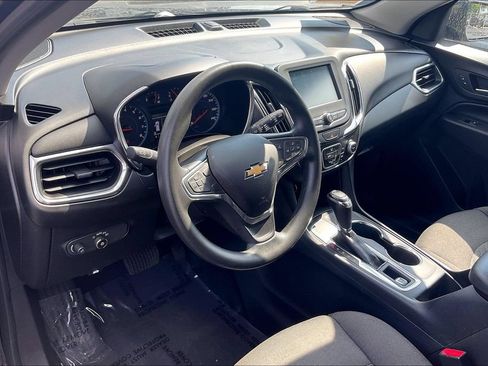 Used 2018 Chevrolet Equinox LT FWD image 13