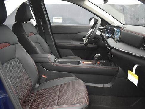 New 2026 Nissan Kicks SR w/ Illumination Package image 23