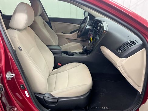 Used 2013 Kia Optima LX image 20