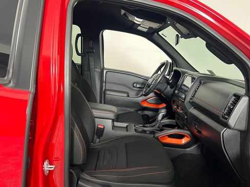 Used 2024 Nissan Frontier Pro-X image 35