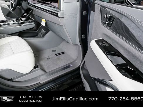 New 2026 Cadillac Escalade IQL Luxury image 26