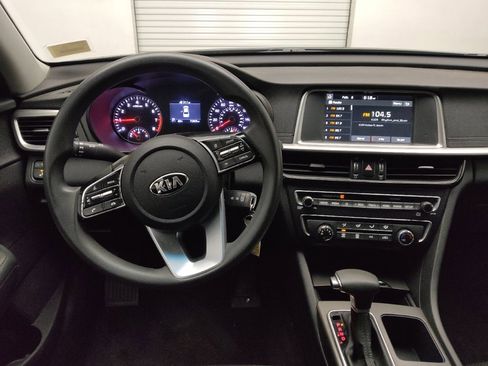 Used 2020 Kia Optima LX image 22