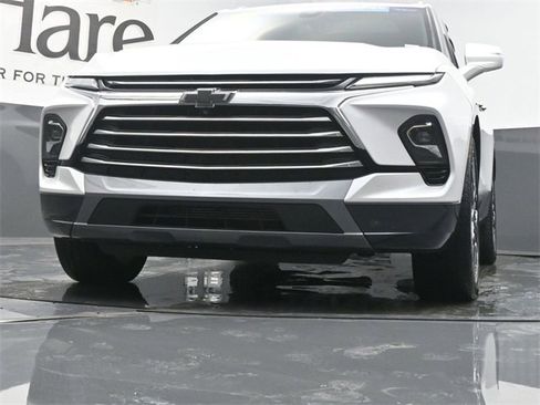Certified 2023 Chevrolet Blazer Premier w/ Driver Confidence II Package image 55