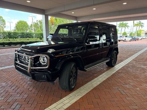 Used 2025 Mercedes-Benz G 550 image 2