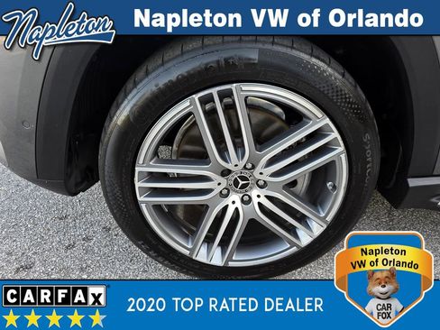 Used 2021 Mercedes-Benz GLS 450 4MATIC image 11