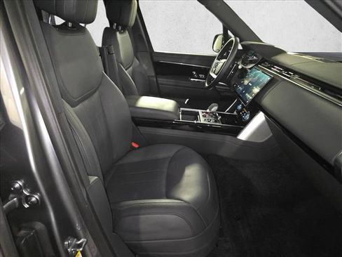 Used 2023 Land Rover Range Rover Long Wheelbase SE AWD/4WD image 10