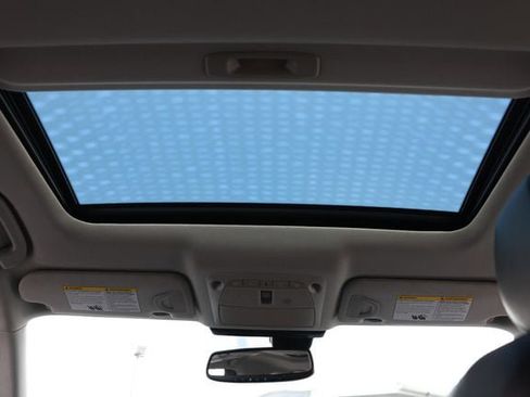 Used 2017 INFINITI Q50 Signature Edition w/ All Weather Package (L93) RWD image 26