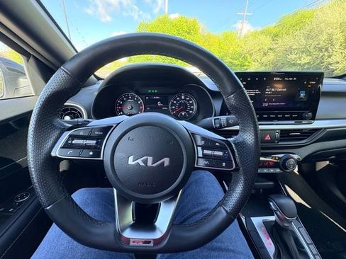 Certified 2023 Kia Forte GT-Line w/ GT-Line Technology Package FWD image 13