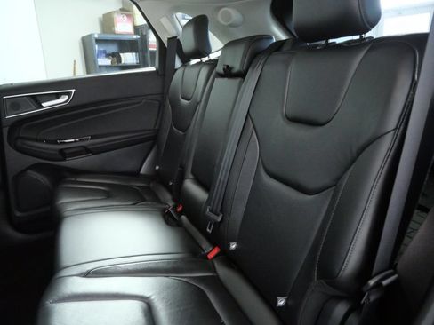 Used 2020 Ford Edge Titanium w/ Canadian Touring Package AWD/4WD image 15
