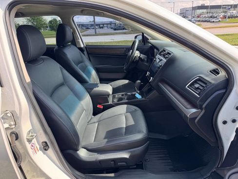 Used 2018 Subaru Outback 2.5i Limited w/ Popular Package #2 image 14