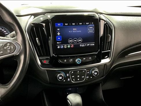 Used 2022 Chevrolet Traverse LT w/ Midnight/Sport Edition AWD/4WD image 9