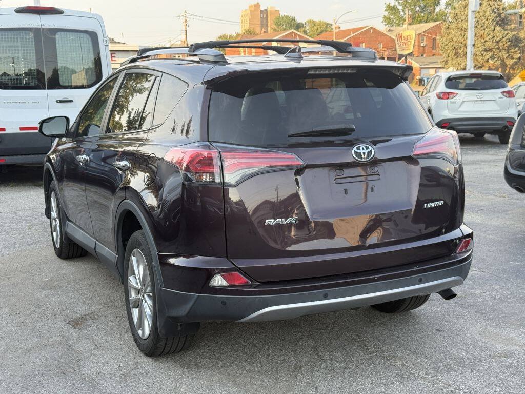 Used 2018 Toyota RAV4 Limited w/ Advanced Technology Package FWD image 5