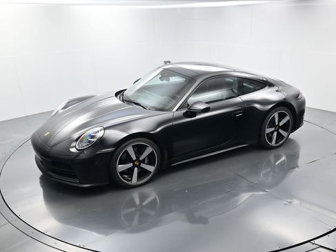 Certified 2025 Porsche 911 Carrera w/ Premium Package image 32