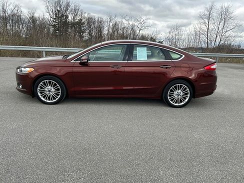 Used 2016 Ford Fusion SE w/ Equipment Group 202A image 1