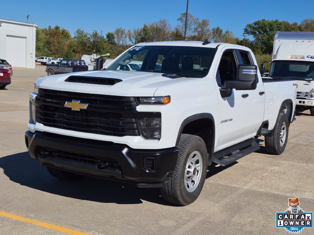 Used 2025 Chevrolet Silverado 2500 W/T w/ WT Convenience Package AWD/4WD image 3