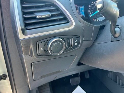 Certified 2024 Ford Edge SEL w/ Convenience Package AWD/4WD image 8