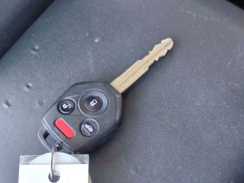 Used 2020 Subaru Crosstrek 2.0i Premium image 34