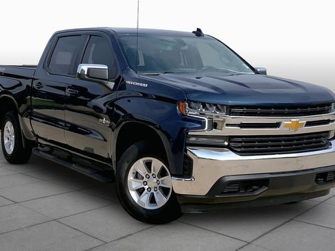 Used 2021 Chevrolet Silverado 1500 LT AWD/4WD image 3