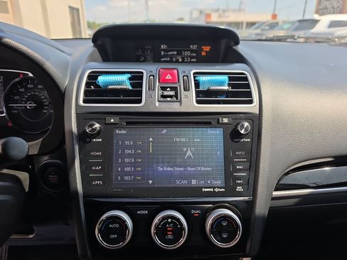 Used 2018 Subaru Forester 2.5i Touring AWD/4WD image 17