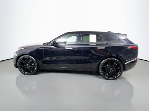 Used 2023 Land Rover Range Rover Velar R-Dynamic S image 9