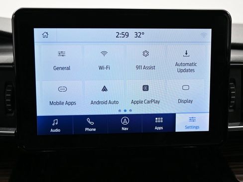 Used 2023 Ford Explorer Limited image 27