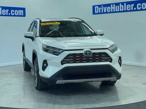 Used 2022 Toyota RAV4 Limited image 2