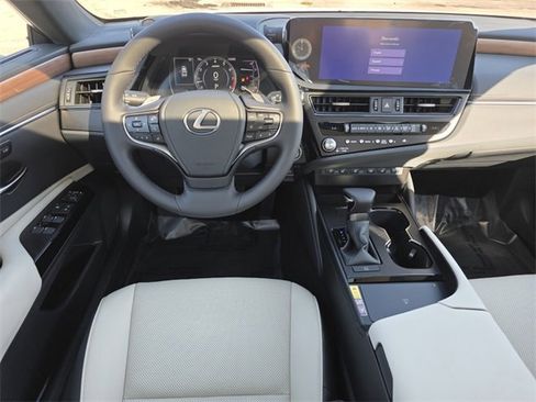 New 2025 Lexus ES 350 w/ Premium Package image 20