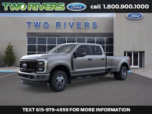 New 2026 Ford F350 4x4 Crew Cab DRW Super Duty image 1