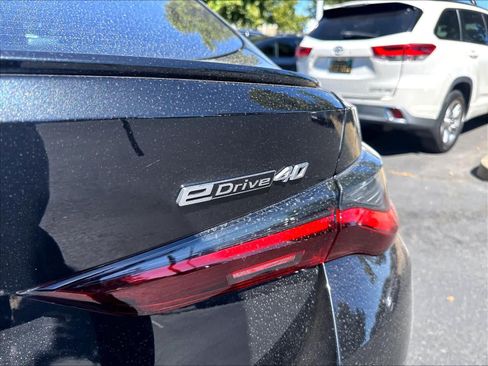 Used 2023 BMW i4 eDrive40 w/ M Sport Package RWD image 25