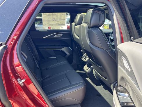 New 2026 Cadillac Lyriq V w/ Exterior Carbon Fiber Package AWD/4WD image 32