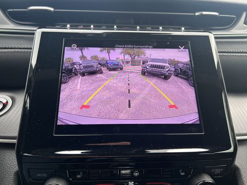 New 2025 Jeep Grand Cherokee Altitude image 51