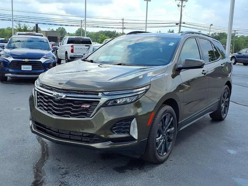 Used 2023 Chevrolet Equinox RS FWD image 4