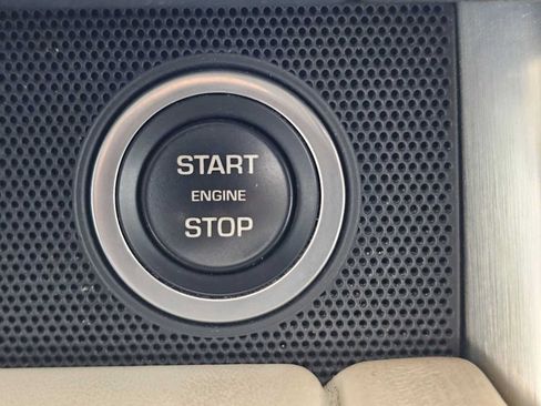 Used 2017 Land Rover Range Rover Long Wheelbase Supercharged AWD/4WD image 27