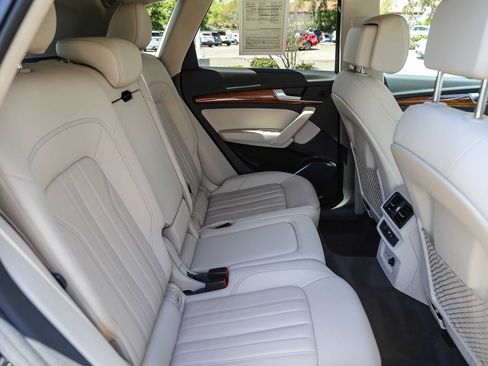 Certified 2023 Audi Q5 2.0T Premium w/ Convenience Package AWD/4WD image 19