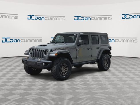 Used 2022 Jeep Wrangler Unlimited Rubicon w/ Xtreme Recon 35" Tire Package AWD/4WD image 5